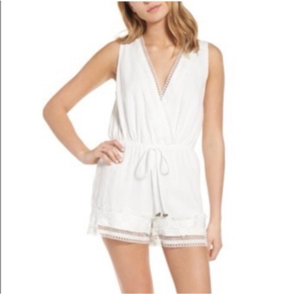 Anthropologie Moon River White Lace Floral Appliqué Romper Size Small S